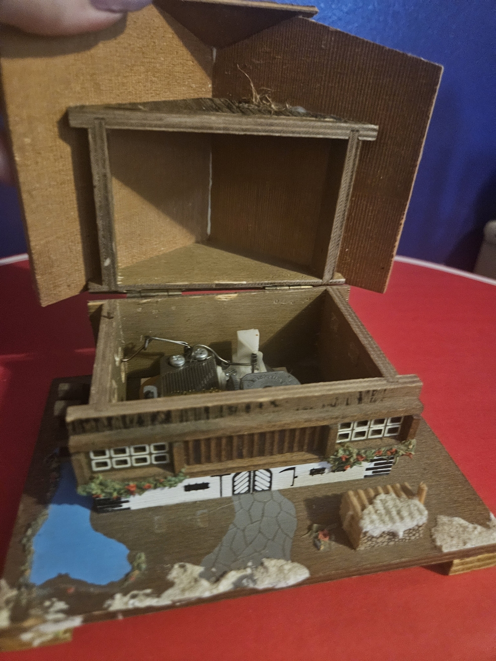 Music Box - Picture 2 of 4